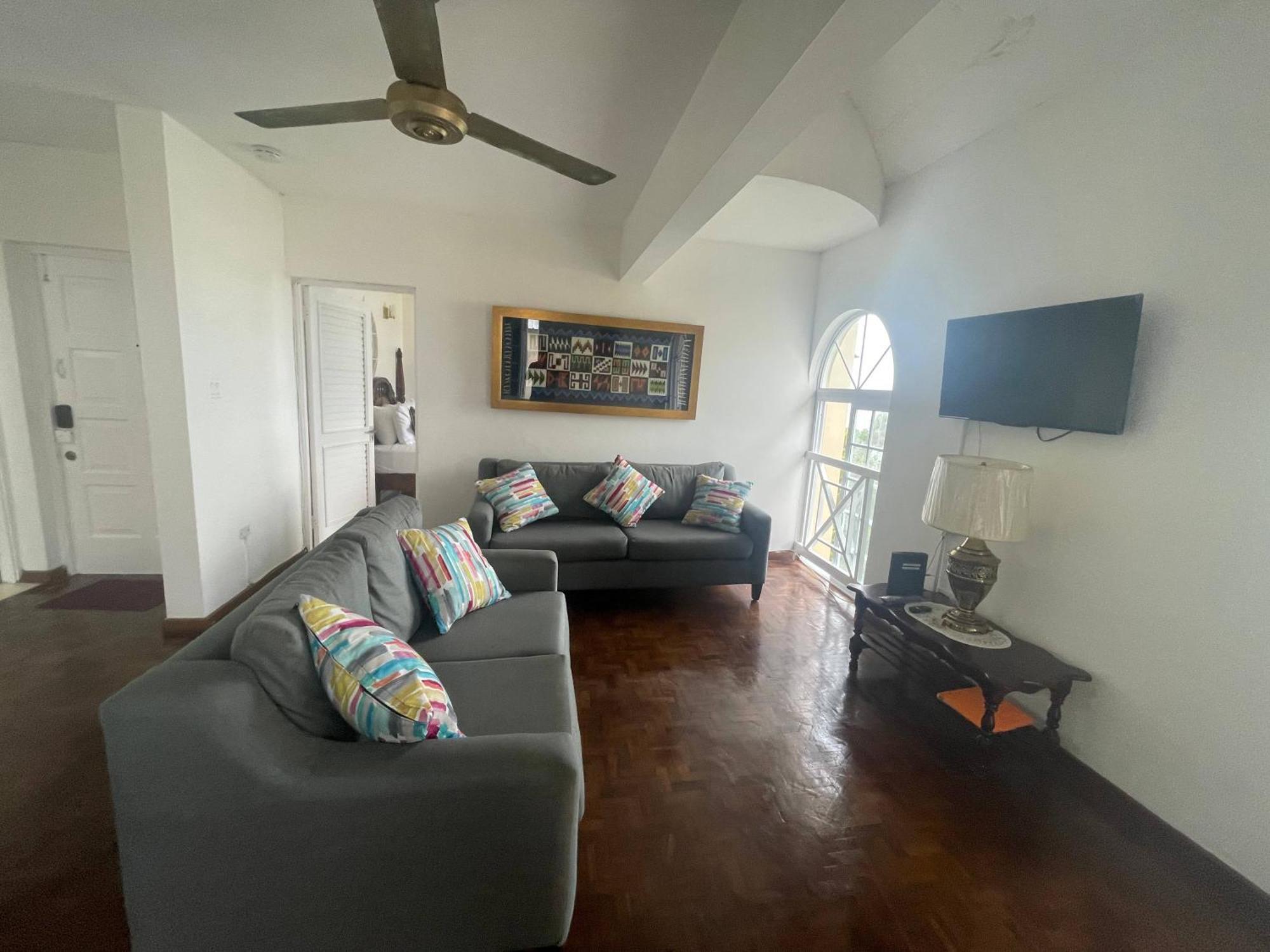 Oceanbreeze Jamaica Penthouse, 7-Minute Walk To Beach Ocho Ríos Exterior foto